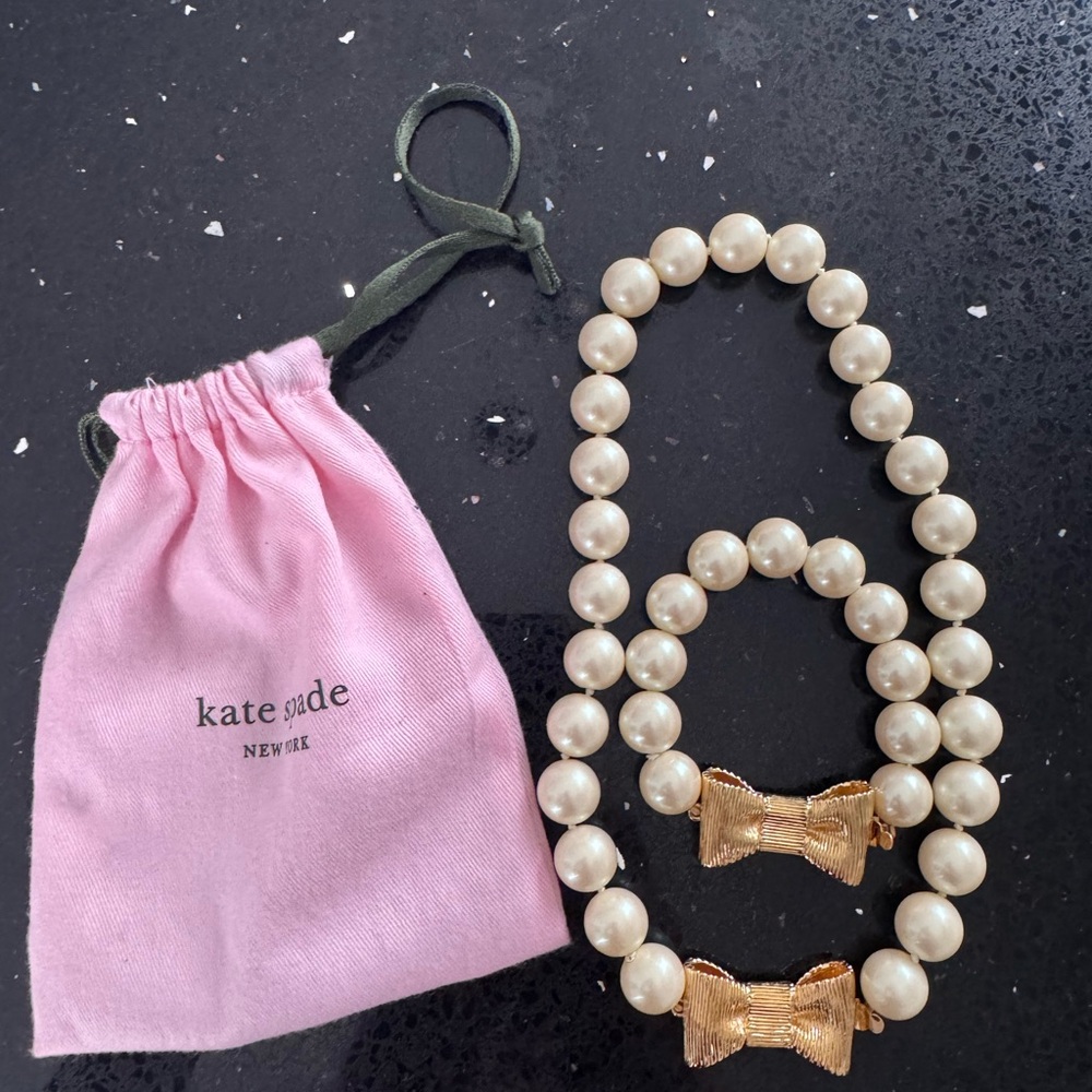 Kate Spade Pearl Jewelry Set with Gold Bows